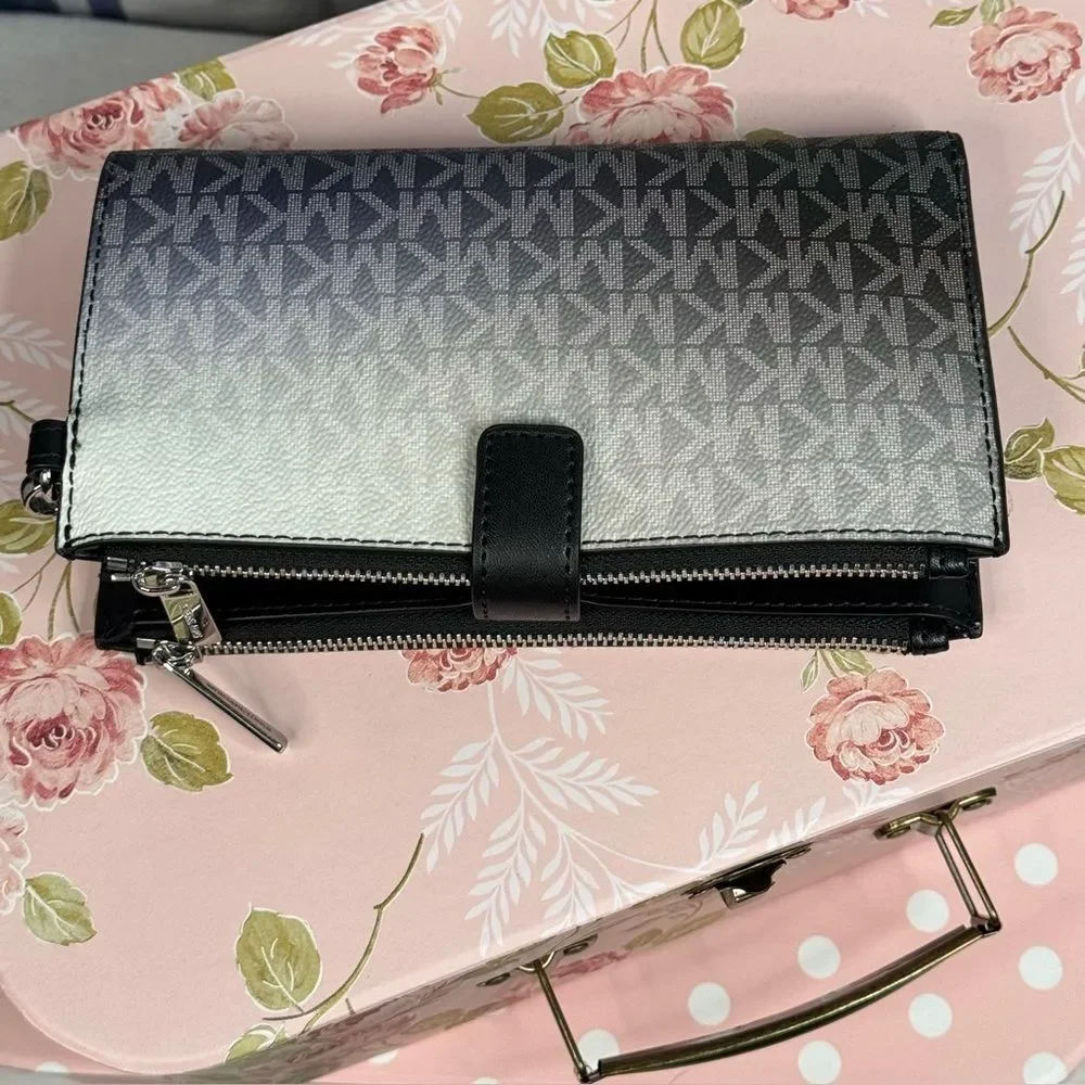 Michael Kors Jet Set Large Ombré Signature Logo Wristlet